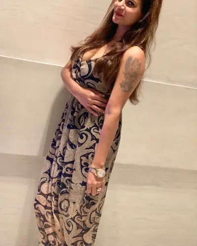 Ghansawangi Escort